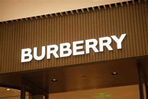 burberry sign in|Burberry official store website.